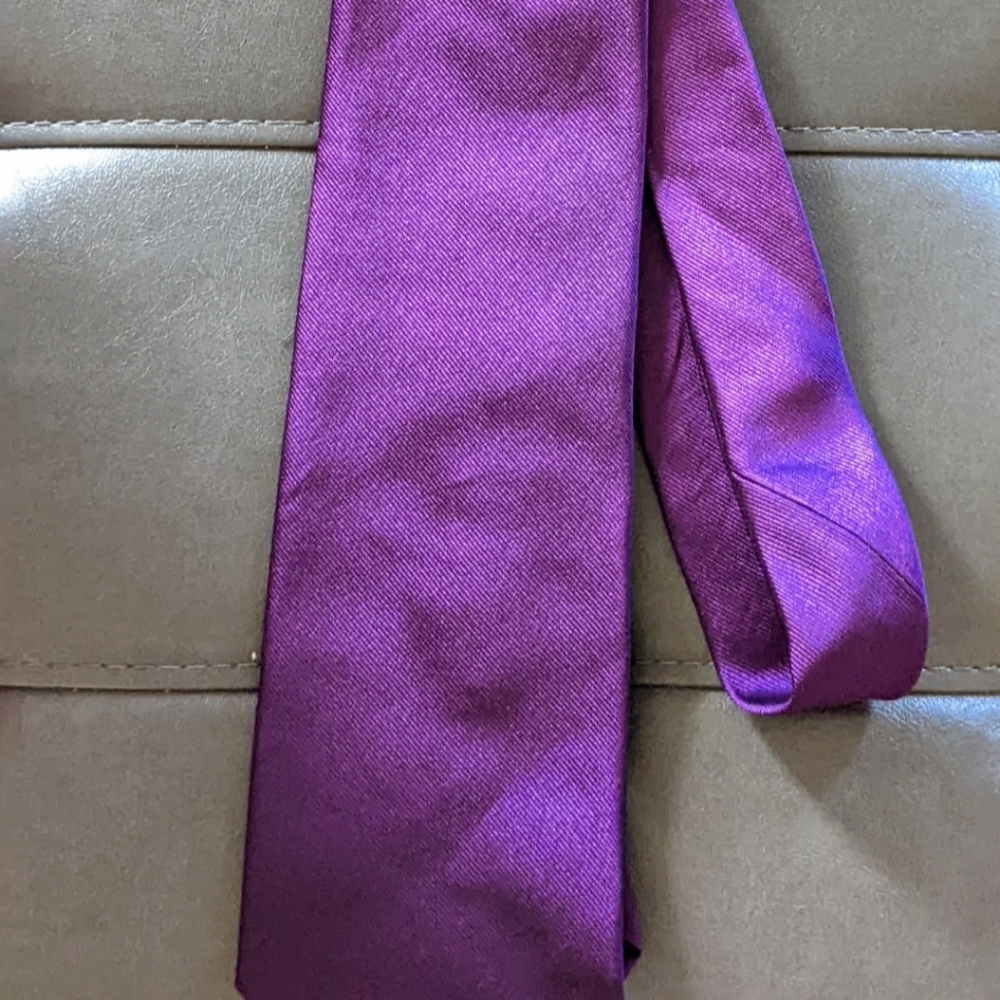 Brooks Brothers purple necktie